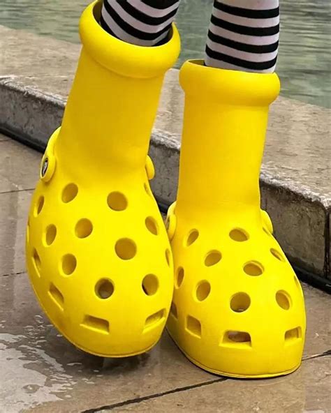 crocs mischief boots